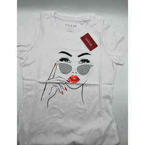 GUESS Los Angeles Women’s Short Sleeve T-Shirt Med. White w/Silver & Red NWT